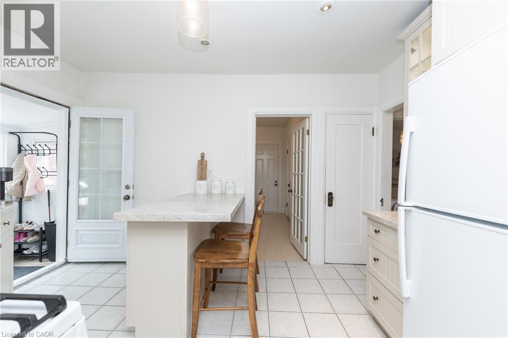 7 Pinehill Road, St. Catharines, Ontario  L2R 3R6 - Photo 13 - 40834778
