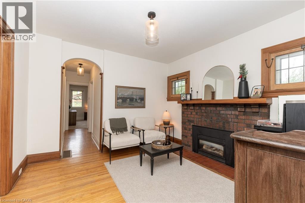 7 Pinehill Road, St. Catharines, Ontario  L2R 3R6 - Photo 8 - 40834778