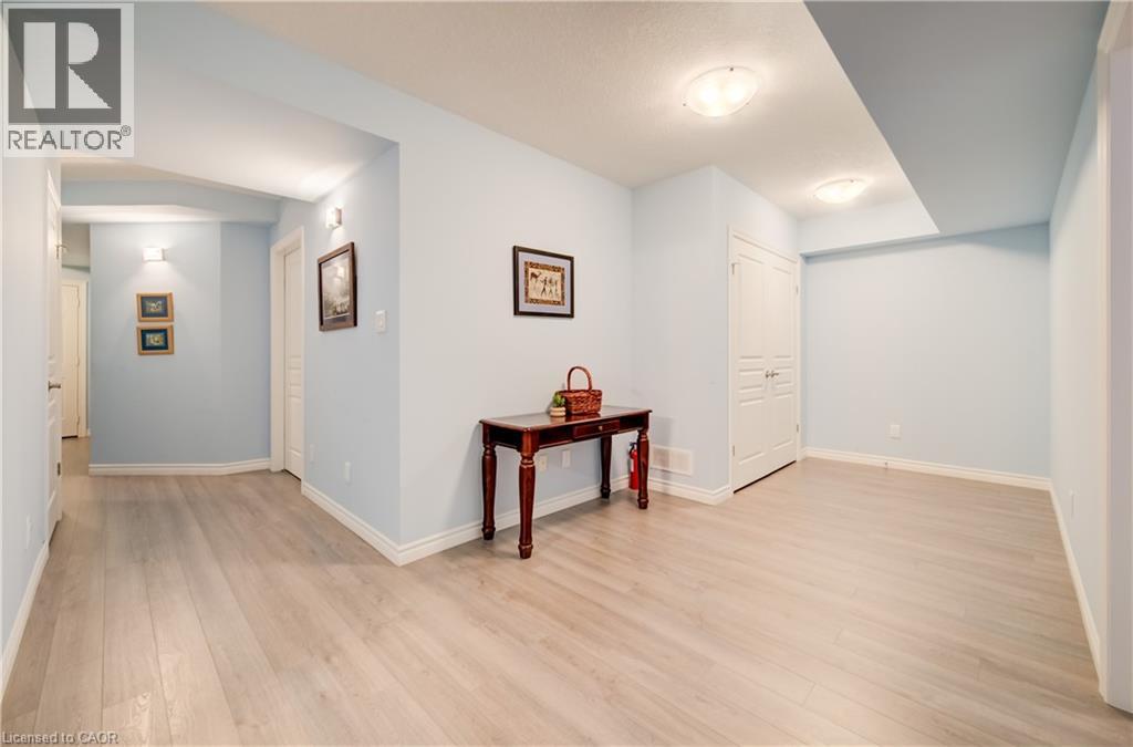 435 Winchester Drive Unit# 10, Waterloo, Ontario  N2T 0B7 - Photo 38 - 40834809