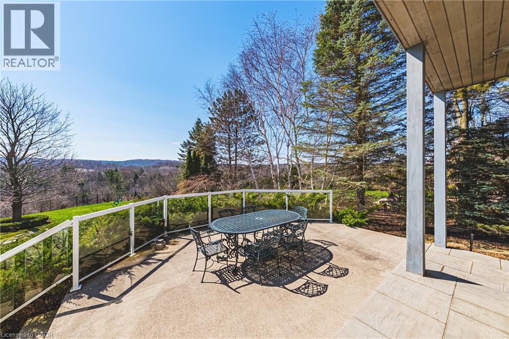 2 Anslow Court, Dundas, Ontario  L9H 6Z2 - Photo 45 - 40834803