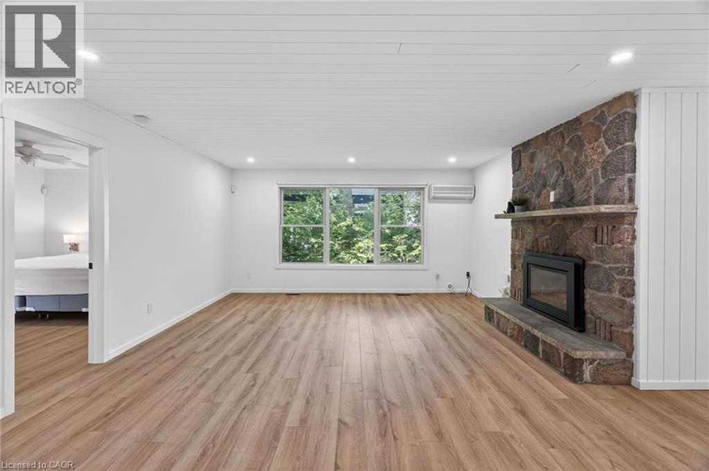 223 Ontario Street, Grand Bend, Ontario  N0M 1T0 - Photo 11 - 40832542