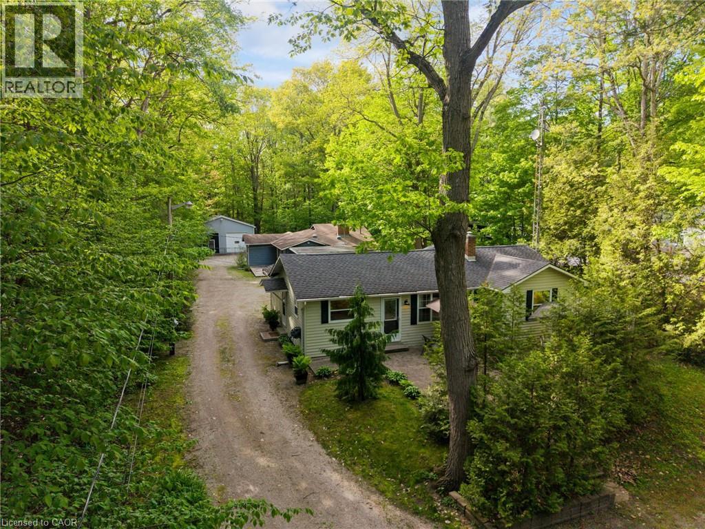 223 Ontario Street, Grand Bend, Ontario  N0M 1T0 - Photo 23 - 40832542
