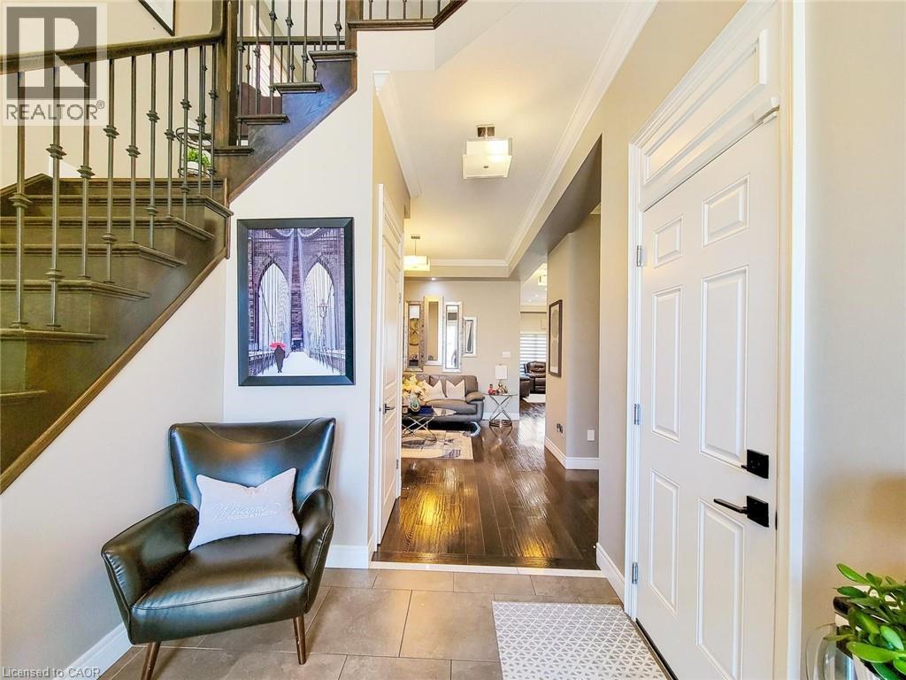 27 Riesling Court, Hamilton, Ontario  L8G 5H2 - Photo 5 - 40834852