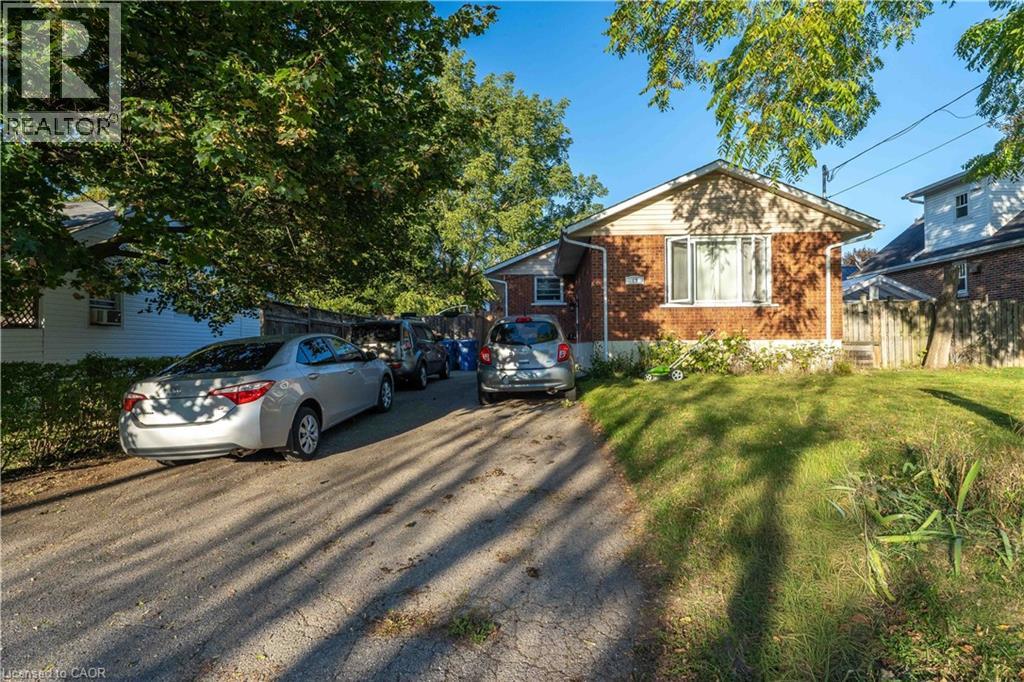 41 Alma Street N, Guelph, Ontario  N1H 5X2 - Photo 3 - 40834842