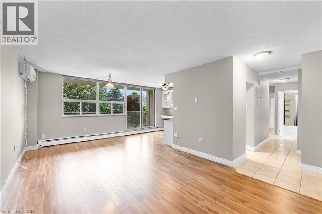 6390 Huggins Street Unit# 407, Niagara Falls, Ontario  L2J 1H1 - Photo 2 - 40834402