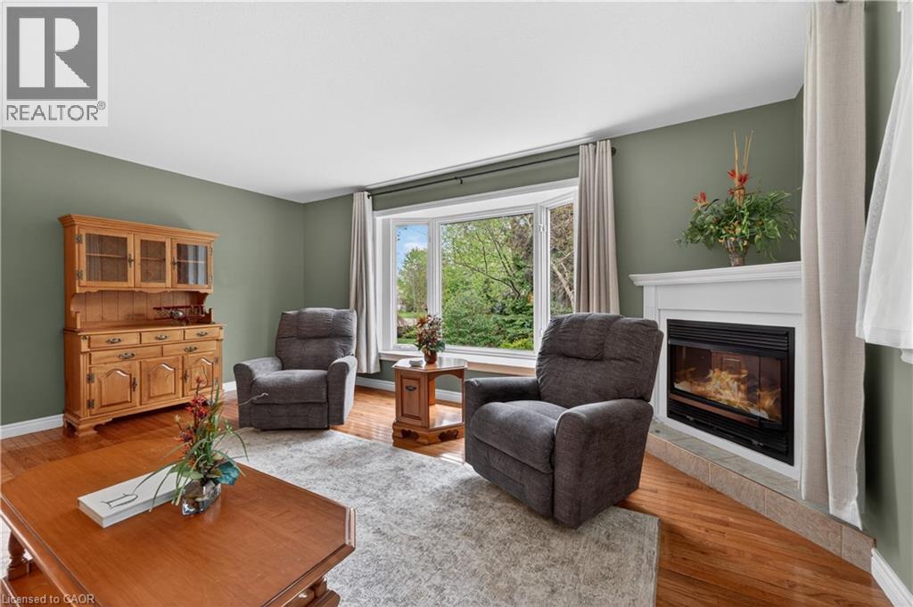136 Mountain Street, Grimsby, Ontario  L3M 4E7 - Photo 30 - 40834353