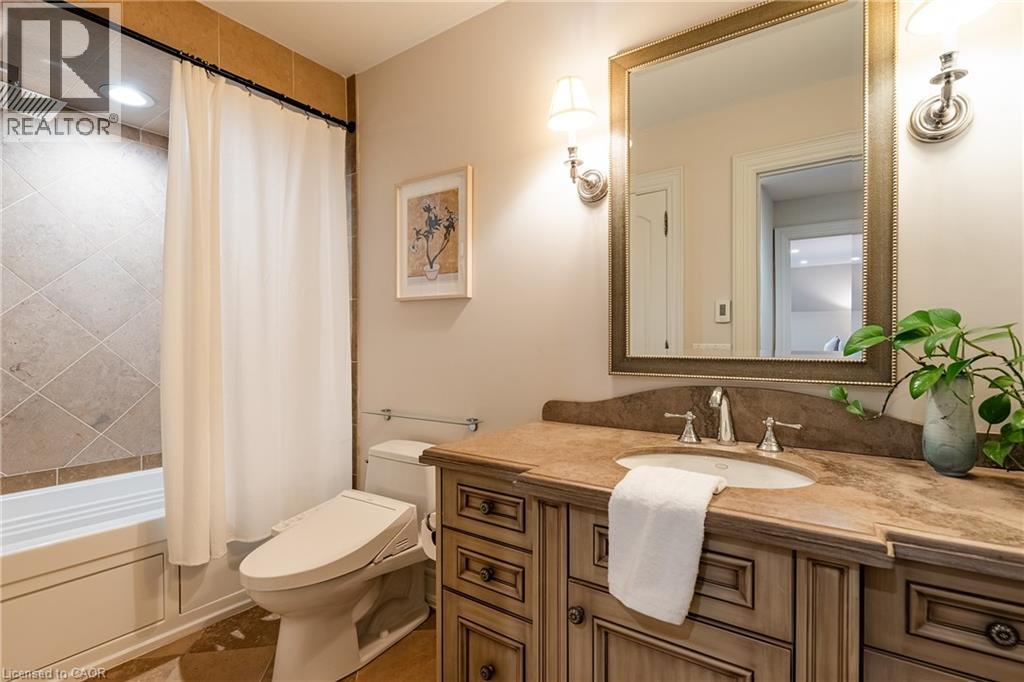 2096 Lakeshore Road E, Oakville, Ontario  L6J 1M3 - Photo 30 - 40834825