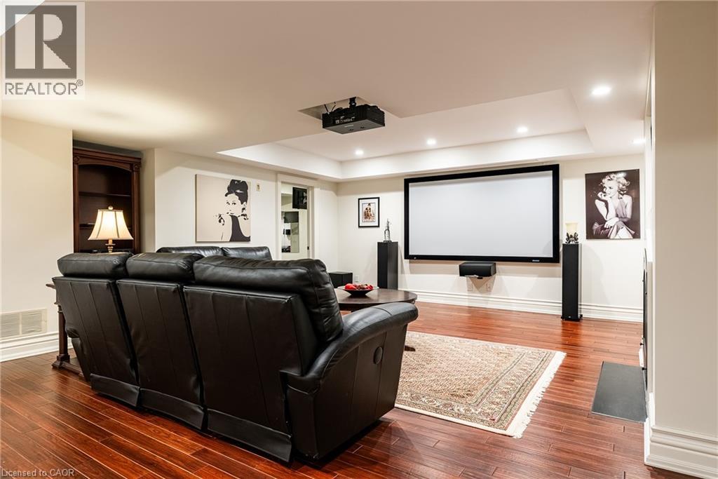 2096 Lakeshore Road E, Oakville, Ontario  L6J 1M3 - Photo 36 - 40834825