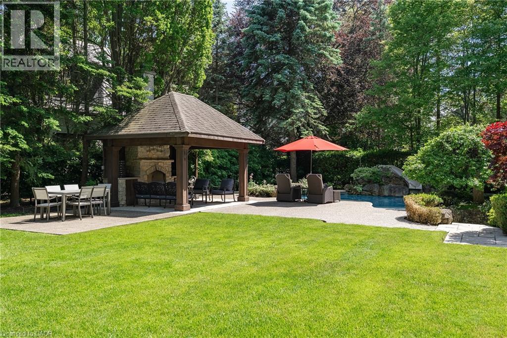 2096 Lakeshore Road E, Oakville, Ontario  L6J 1M3 - Photo 45 - 40834825