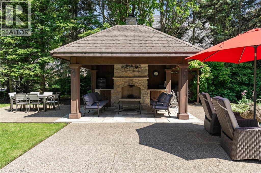 2096 Lakeshore Road E, Oakville, Ontario  L6J 1M3 - Photo 49 - 40834825
