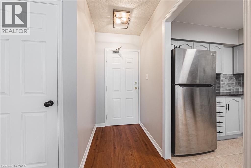 180 Limeridge Road W Unit# 103, Hamilton, Ontario  L9C 7H7 - Photo 3 - 40834156