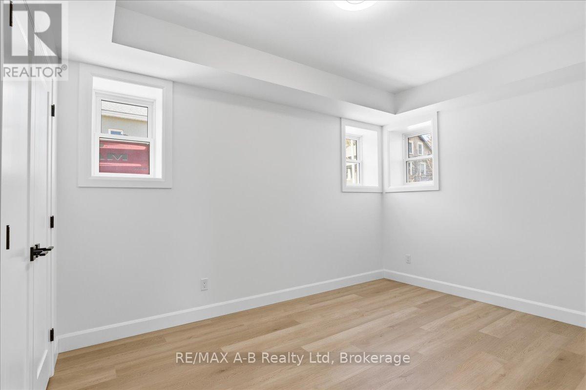 1 - 74a Church Street, Stratford, Ontario  N5A 2R2 - Photo 14 - X13215208