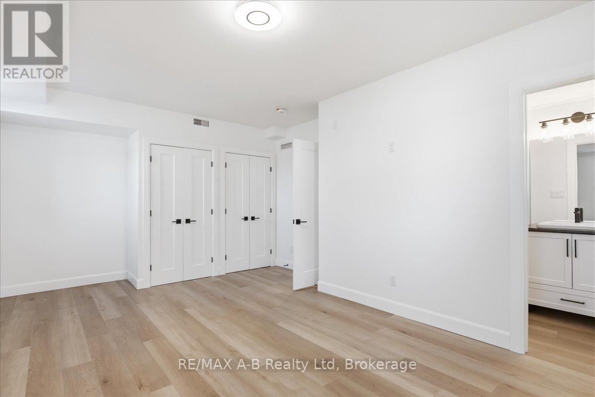 1 - 74a Church Street, Stratford, Ontario  N5A 2R2 - Photo 16 - X13215208