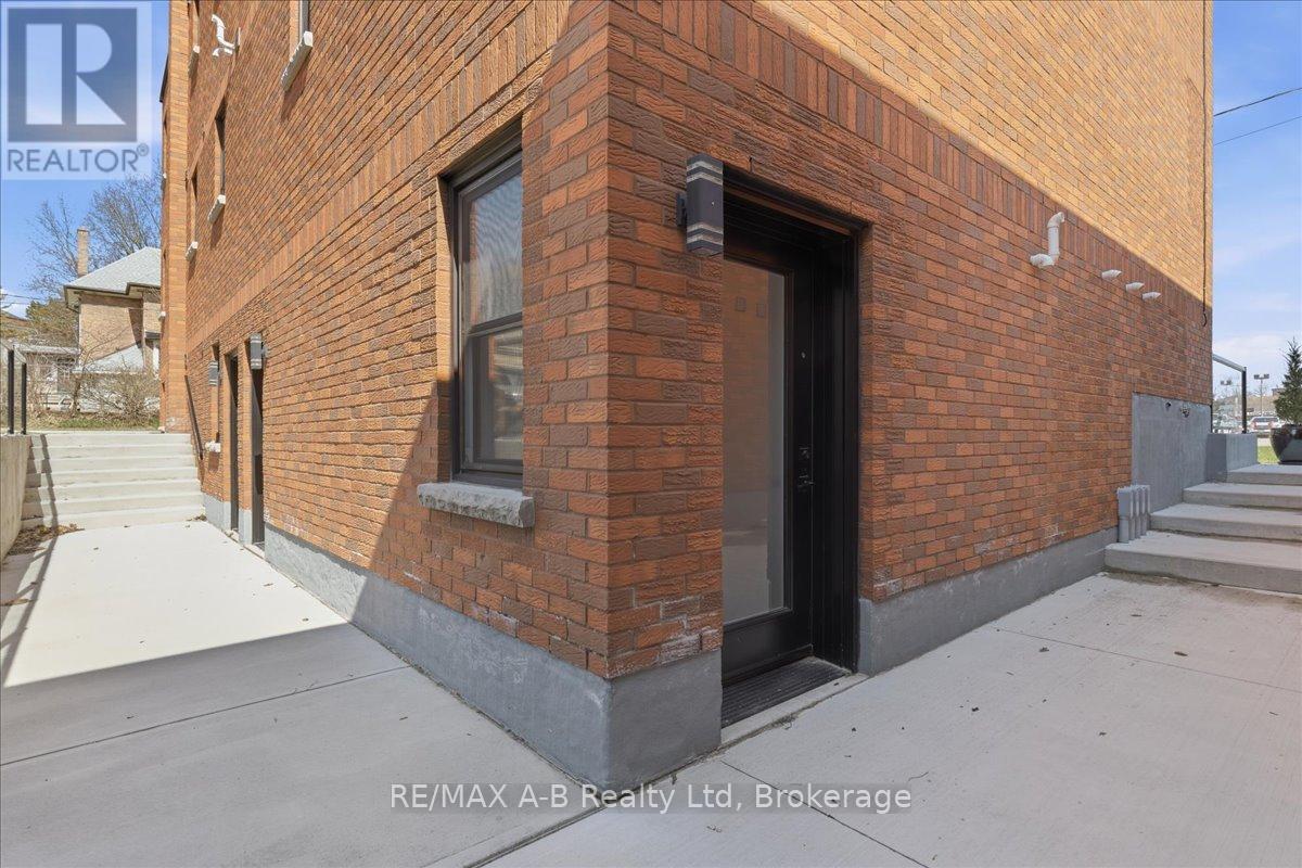 1 - 74a Church Street, Stratford, Ontario  N5A 2R2 - Photo 19 - X13215208