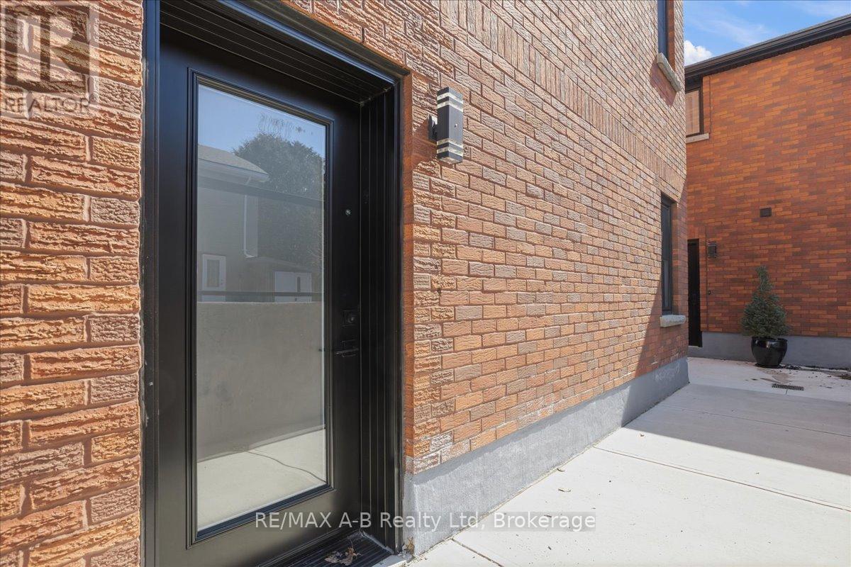 1 - 74a Church Street, Stratford, Ontario  N5A 2R2 - Photo 20 - X13215208