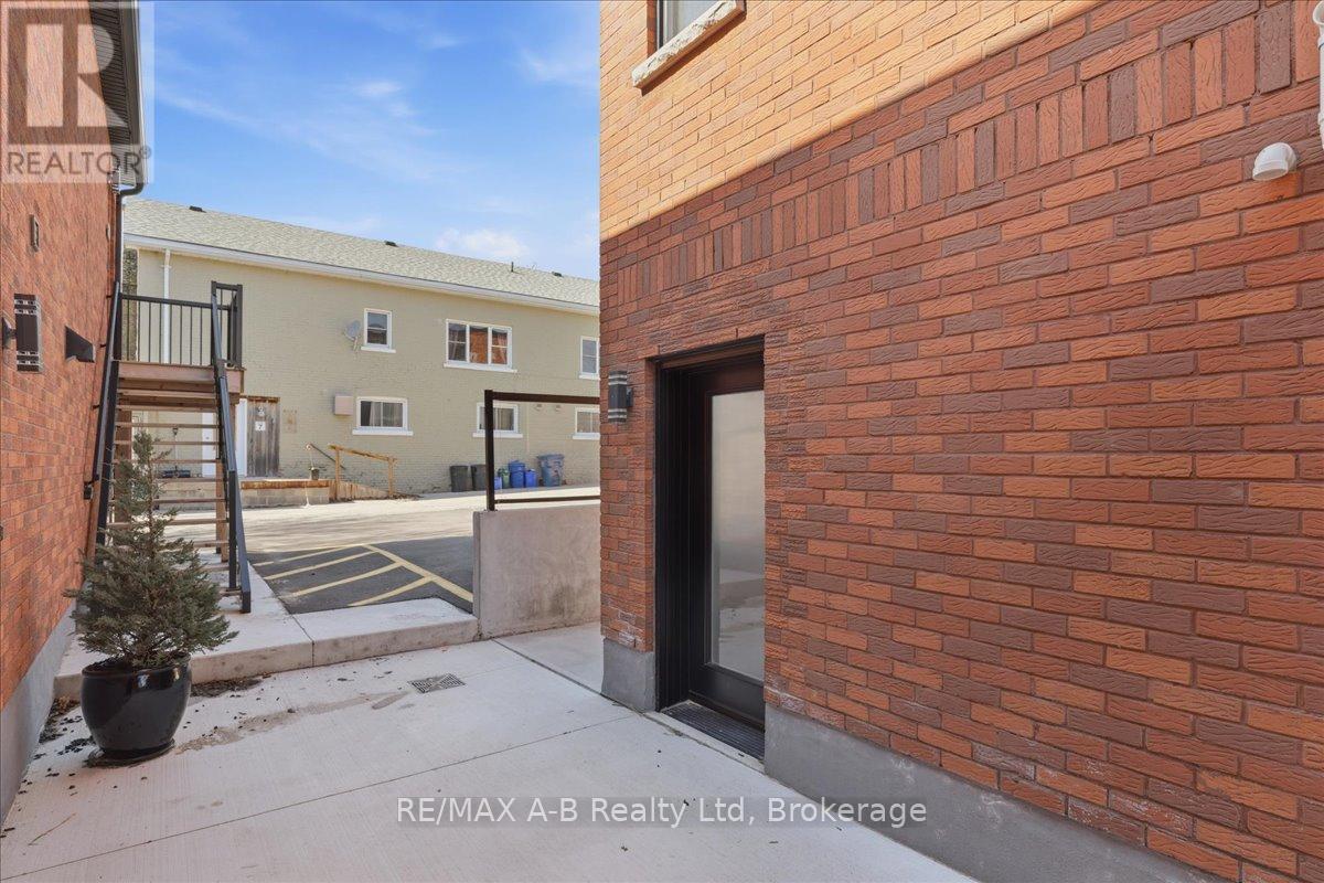 1 - 74a Church Street, Stratford, Ontario  N5A 2R2 - Photo 21 - X13215208