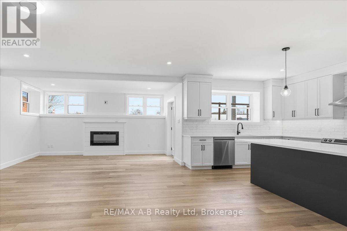 1 - 74a Church Street, Stratford, Ontario  N5A 2R2 - Photo 6 - X13215208
