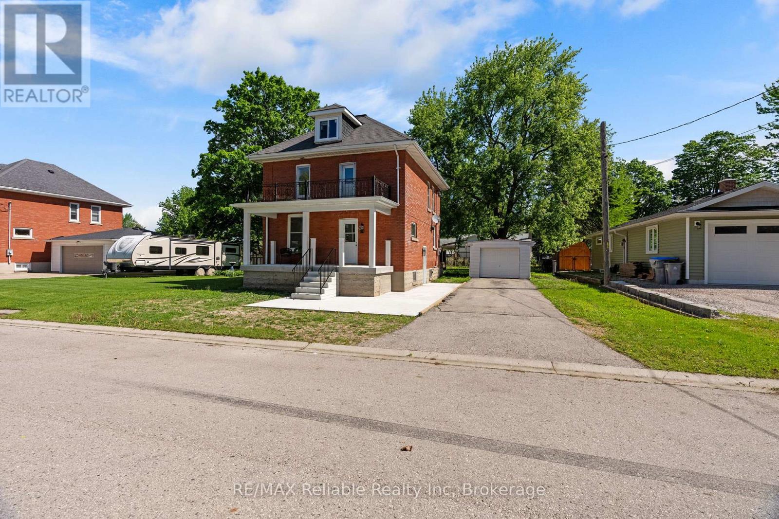 185 Trafalgar Street, West Perth, Ontario  N0K 1N0 - Photo 3 - X13215438
