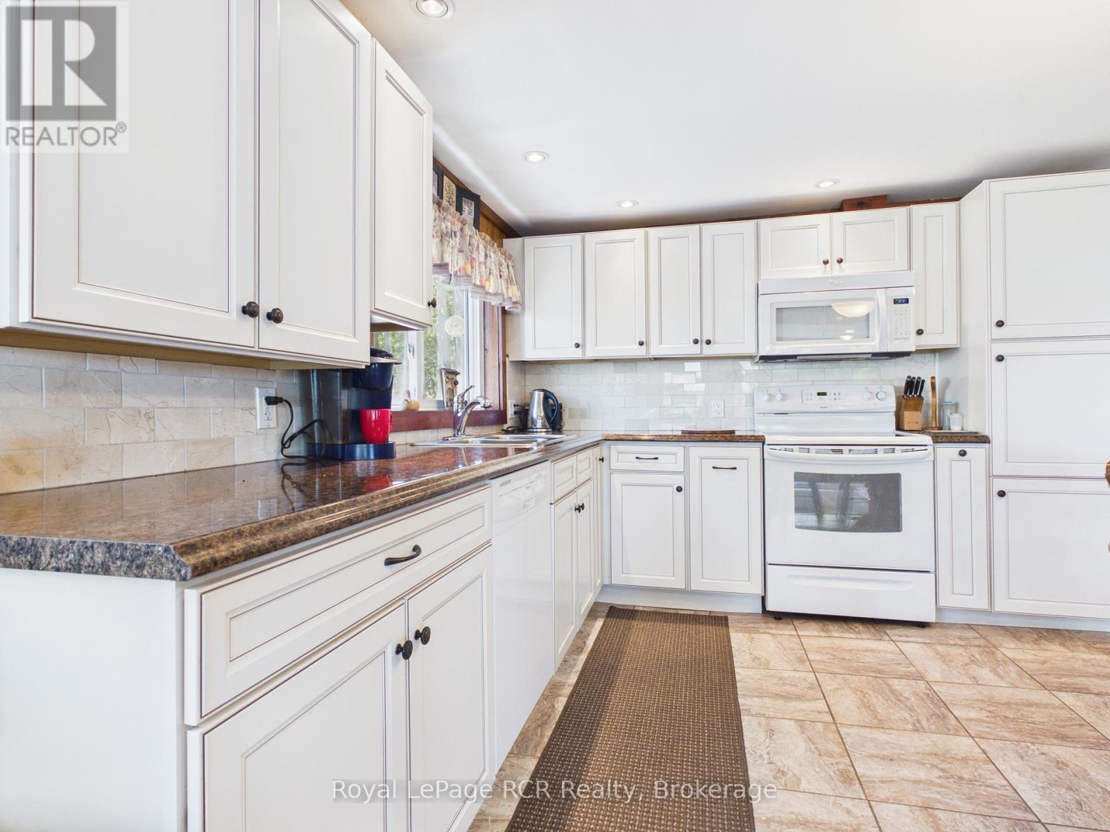 94 Tamarac Road, Northern Bruce Peninsula, Ontario  N0H 2M0 - Photo 6 - X13215872