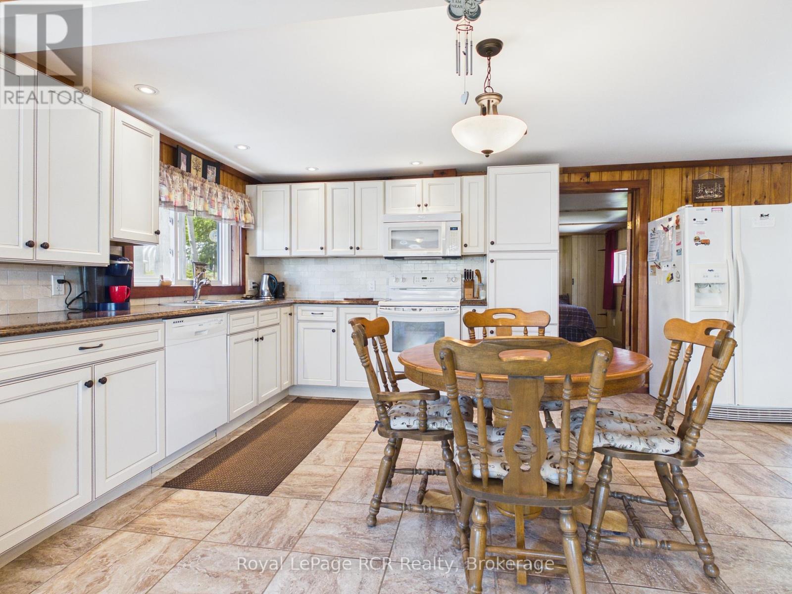 94 Tamarac Road, Northern Bruce Peninsula, Ontario  N0H 2M0 - Photo 7 - X13215872