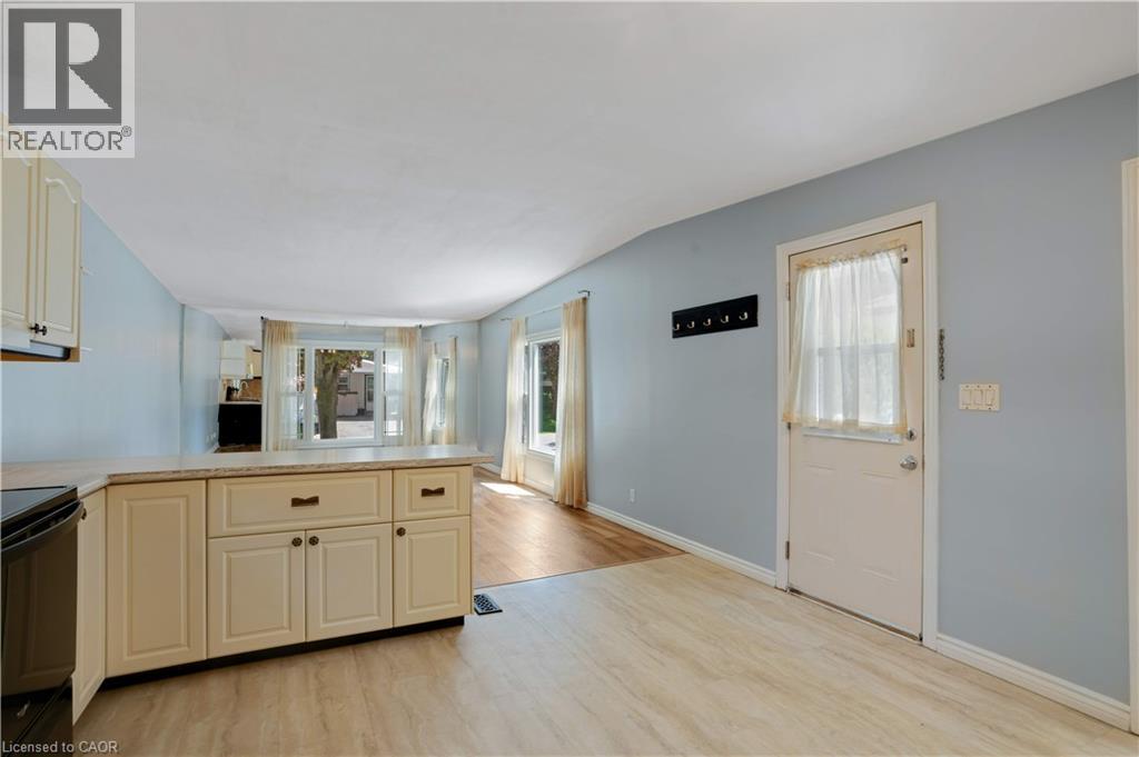 120 Maple Crescent, Flamborough, Ontario  N0B 2J0 - Photo 11 - 40834184