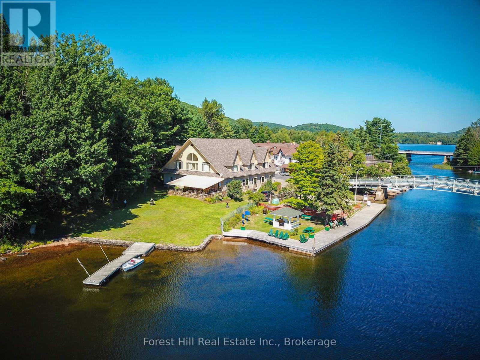 1066 Main Street, Lake Of Bays, Ontario  P0C 1E0 - Photo 3 - X13216390