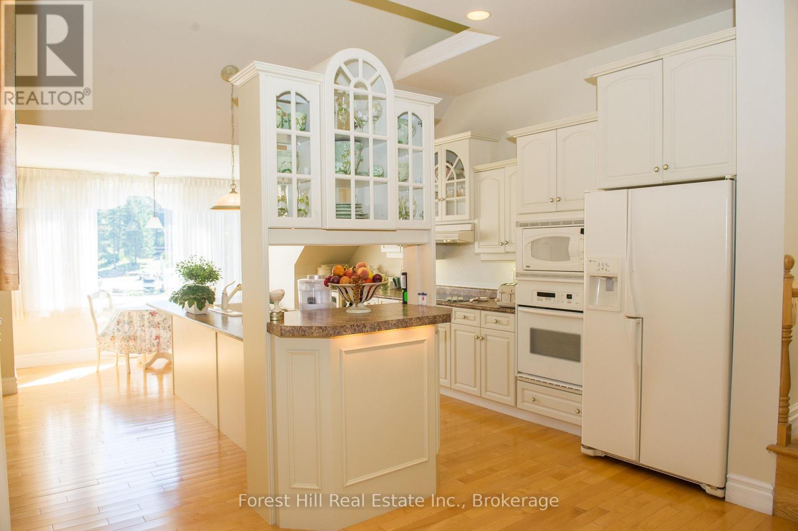 1066 Main Street, Lake Of Bays, Ontario  P0C 1E0 - Photo 6 - X13216390