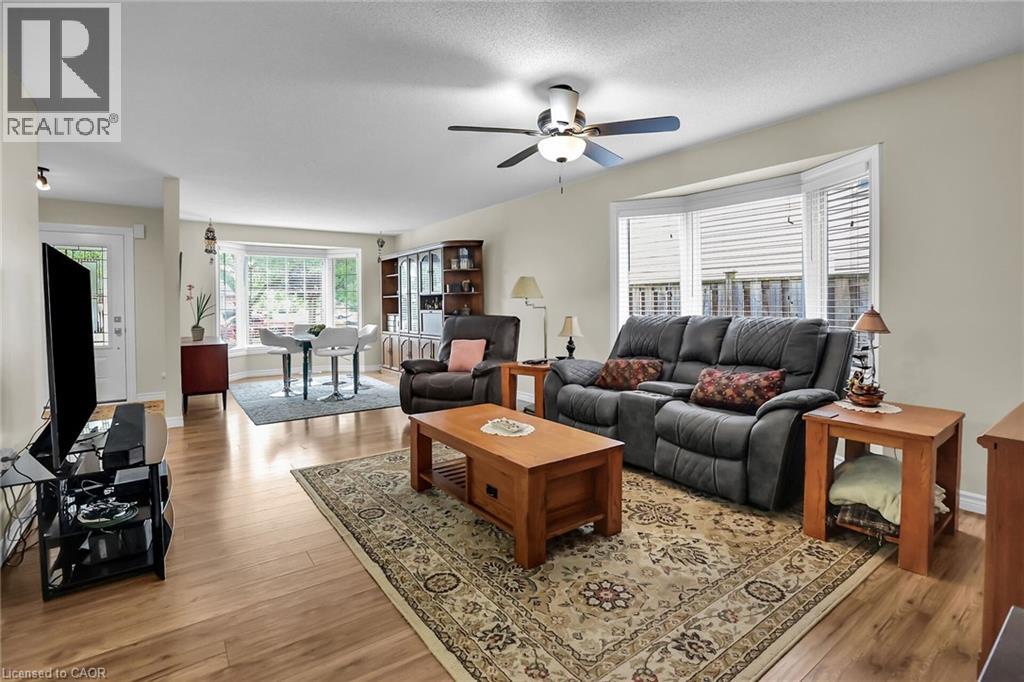 4432 Dennis Avenue, Beamsville, Ontario  L3J 0E3 - Photo 8 - 40834776