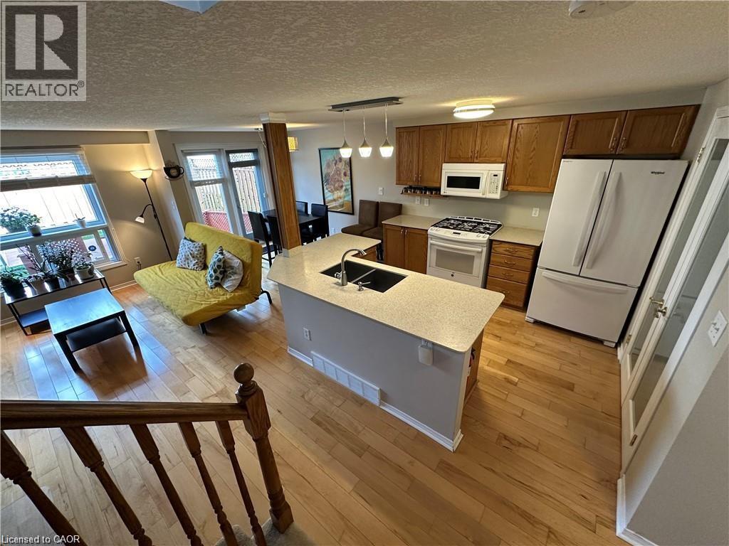 158 Wilderness Drive, Kitchener, Ontario  N2E 3R7 - Photo 5 - 40830990