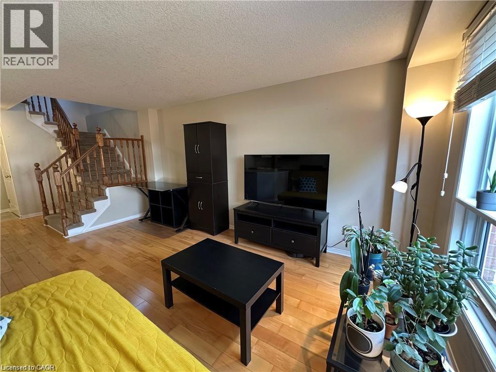 158 Wilderness Drive, Kitchener, Ontario  N2E 3R7 - Photo 8 - 40830990