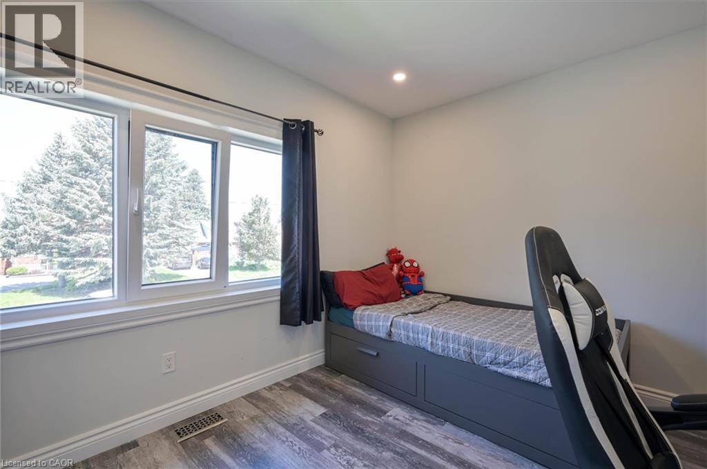 15 Manchester Street, Cambridge, Ontario  N1R 1R5 - Photo 14 - 40833154