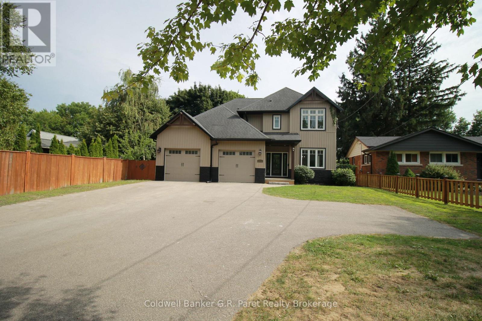 138a Victoria Street, Norfolk, Ontario  N3Y 1L8 - Photo 2 - X13217148