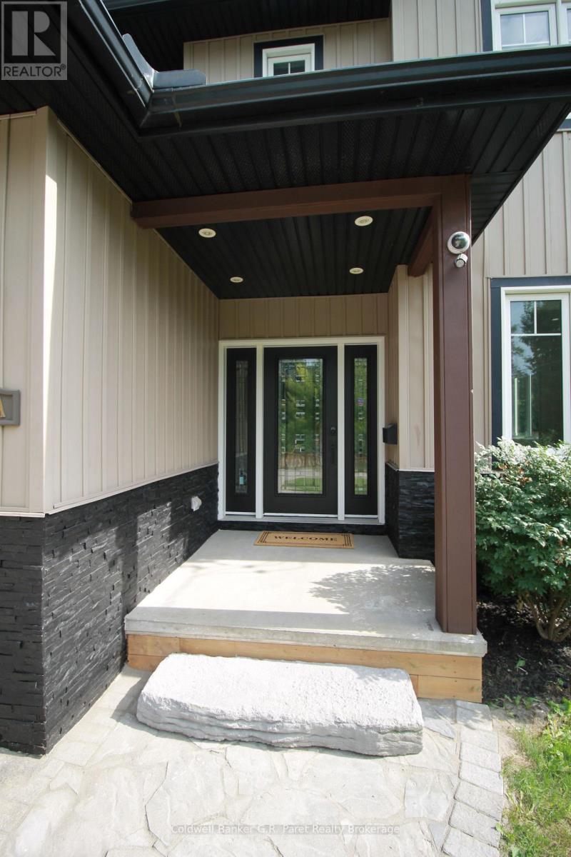 138a Victoria Street, Norfolk, Ontario  N3Y 1L8 - Photo 3 - X13217148