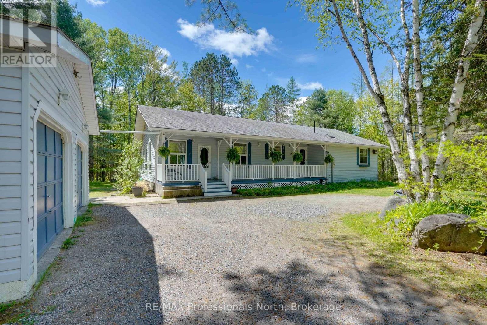 2593 Brunel Road, Huntsville, Ontario  P1H 2J3 - Photo 2 - X13217118