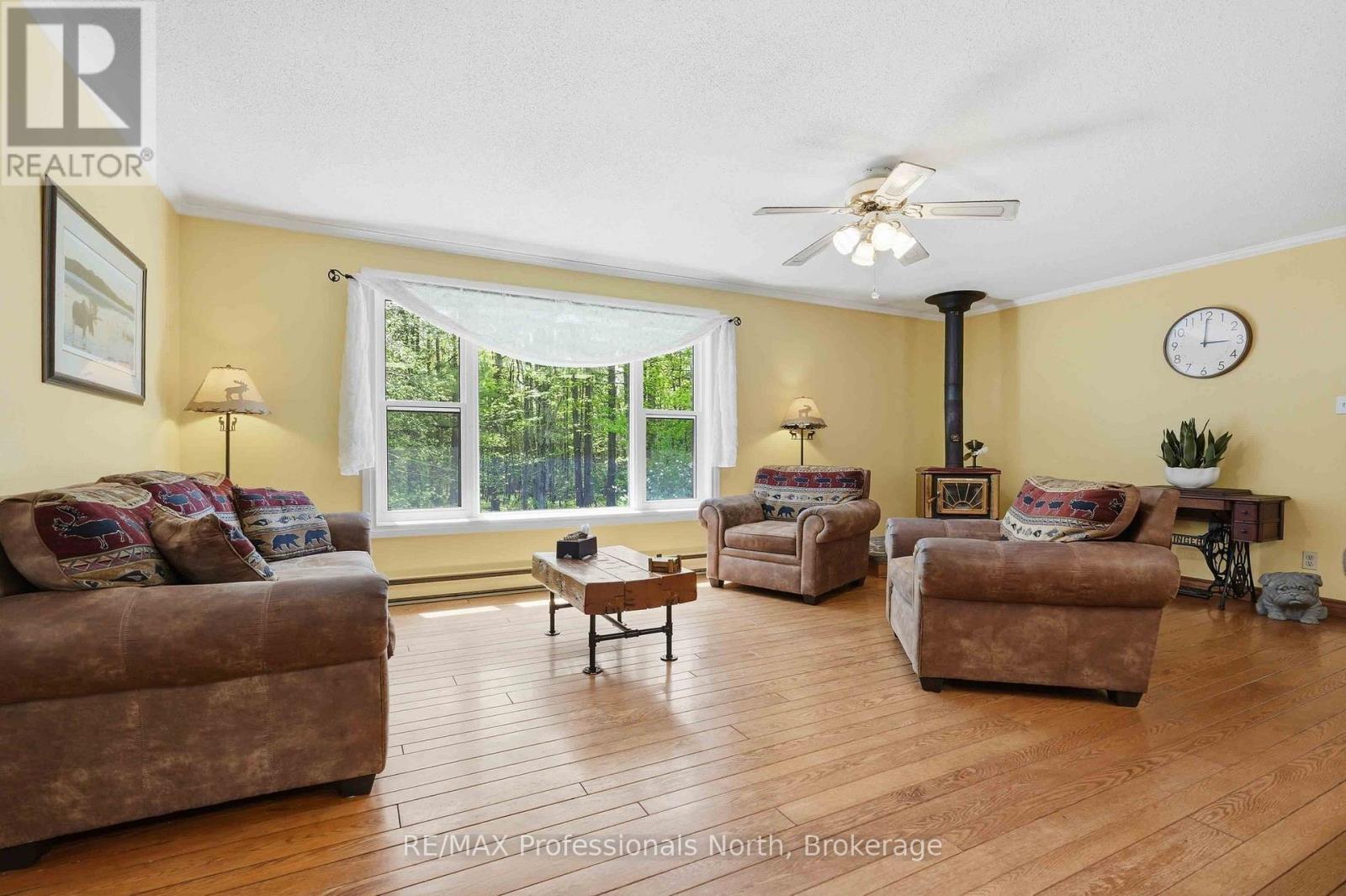 2593 Brunel Road, Huntsville, Ontario  P1H 2J3 - Photo 25 - X13217118