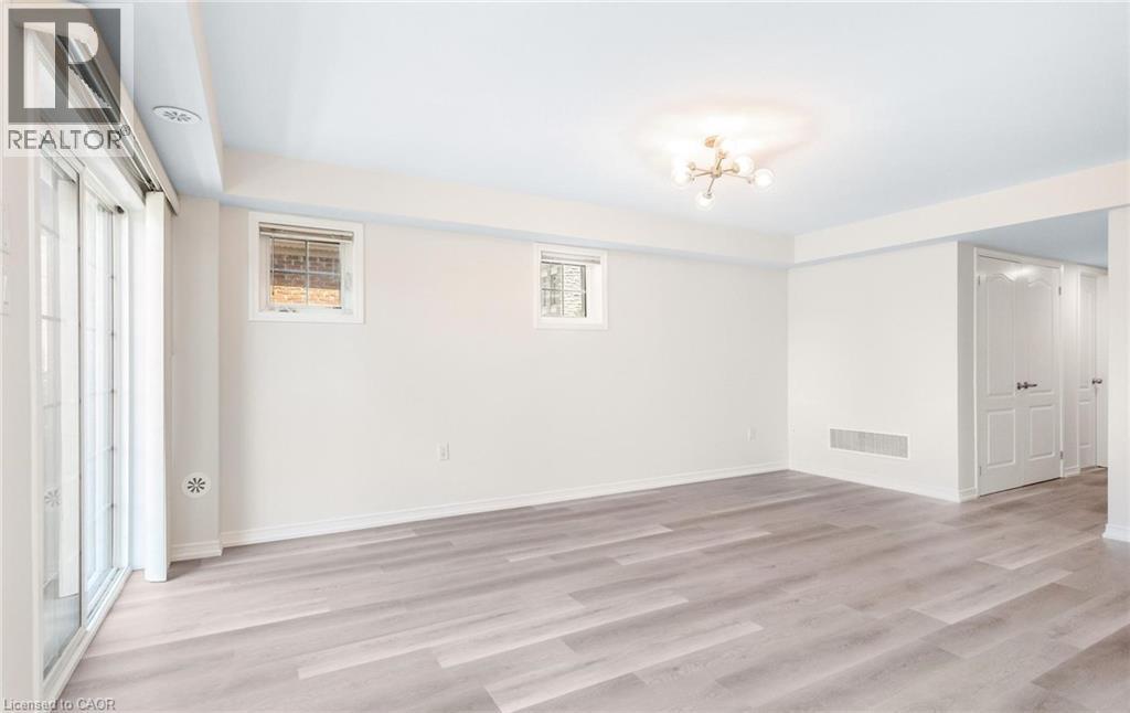2441 Greenwich Drive Unit# 1, Oakville, Ontario  L6M 0S3 - Photo 10 - 40835018