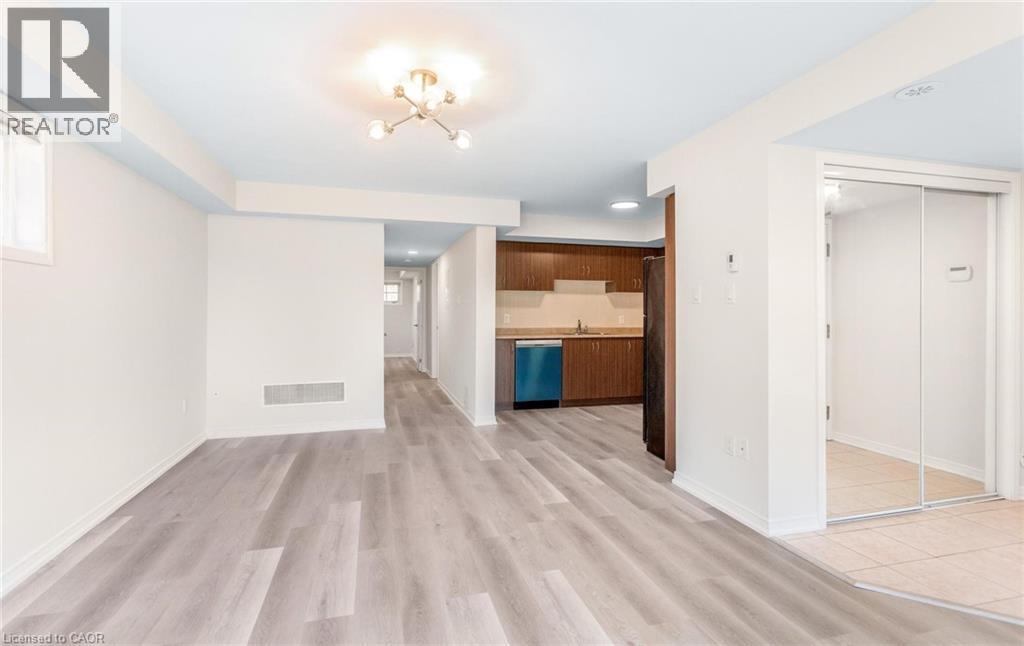 2441 Greenwich Drive Unit# 1, Oakville, Ontario  L6M 0S3 - Photo 11 - 40835018