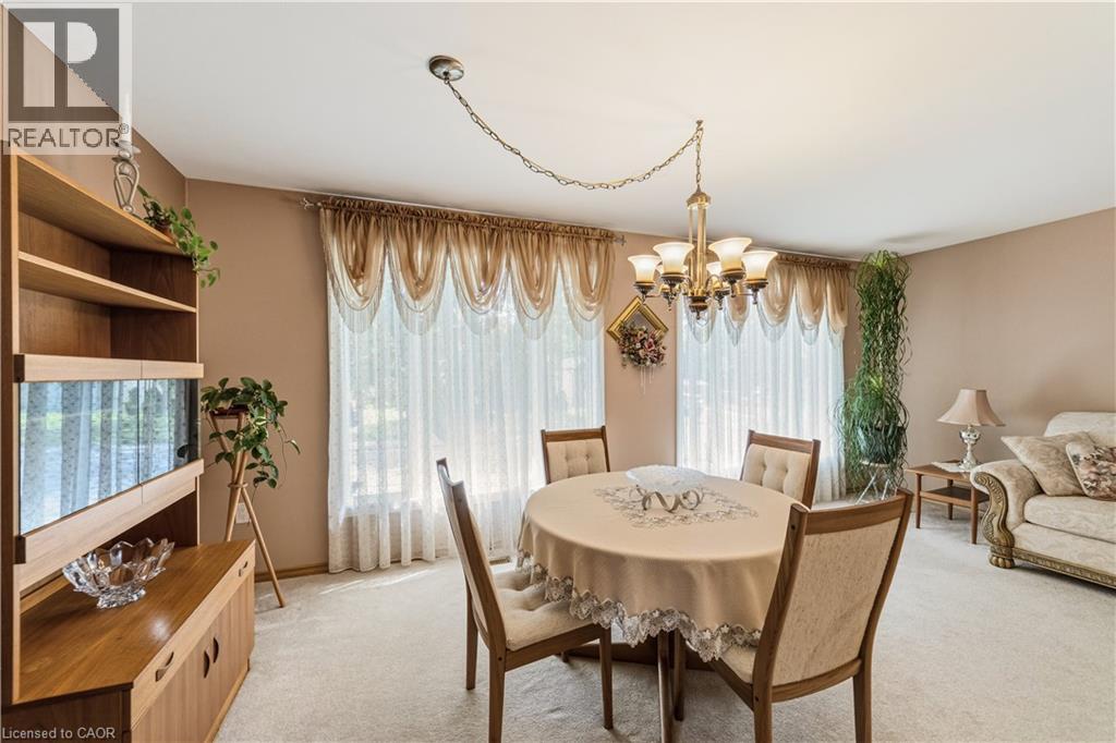 450 Brigadoon Drive, Hamilton, Ontario  L9C 6E4 - Photo 13 - 40833872