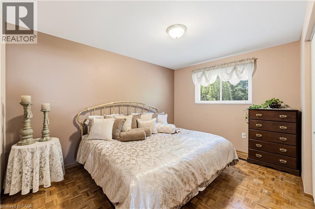 450 Brigadoon Drive, Hamilton, Ontario  L9C 6E4 - Photo 19 - 40833872