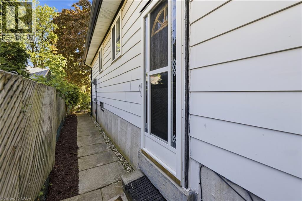 450 Brigadoon Drive, Hamilton, Ontario  L9C 6E4 - Photo 30 - 40833872