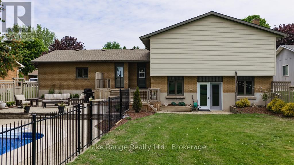23 Parker Dr Drive E, Morris Turnberry, Ontario  N0G 1E0 - Photo 23 - X13217570