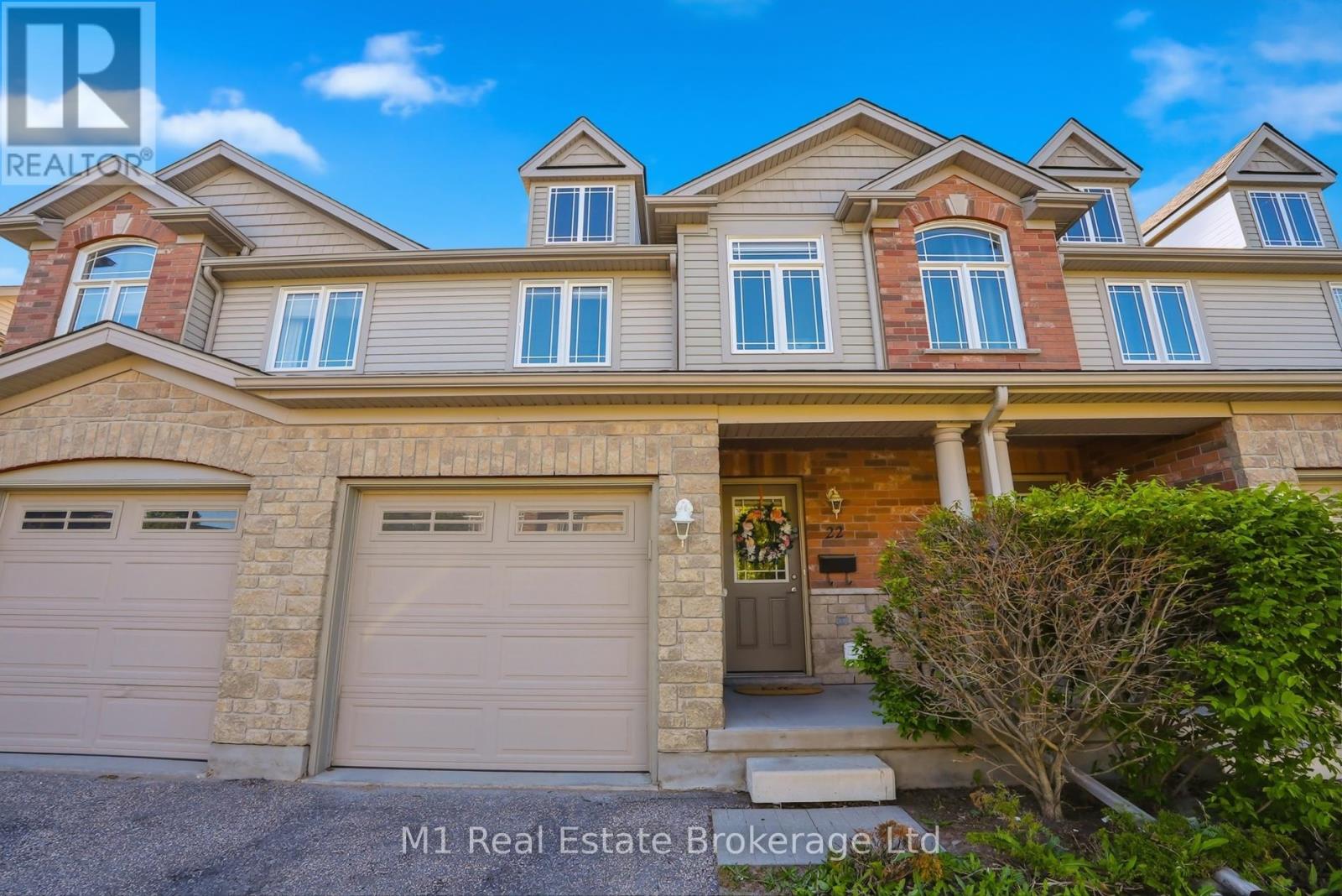 22 Lambeth Way, Guelph, Ontario  N1L 0H1 - Photo 2 - X13217734