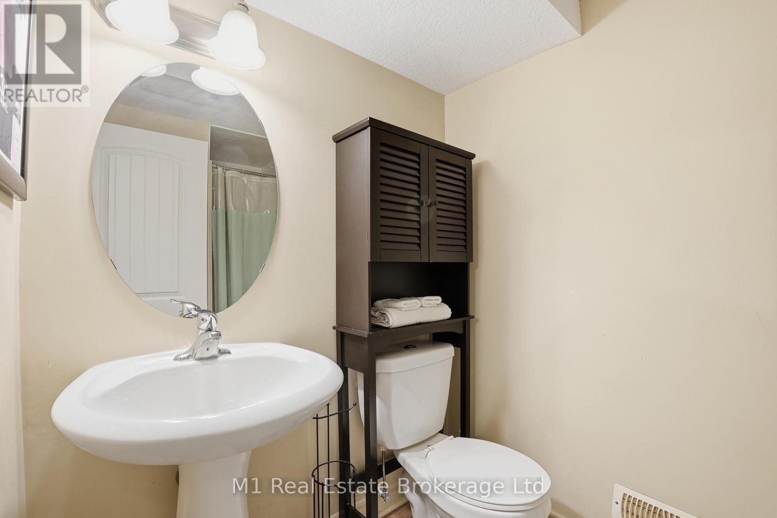 22 Lambeth Way, Guelph, Ontario  N1L 0H1 - Photo 28 - X13217734