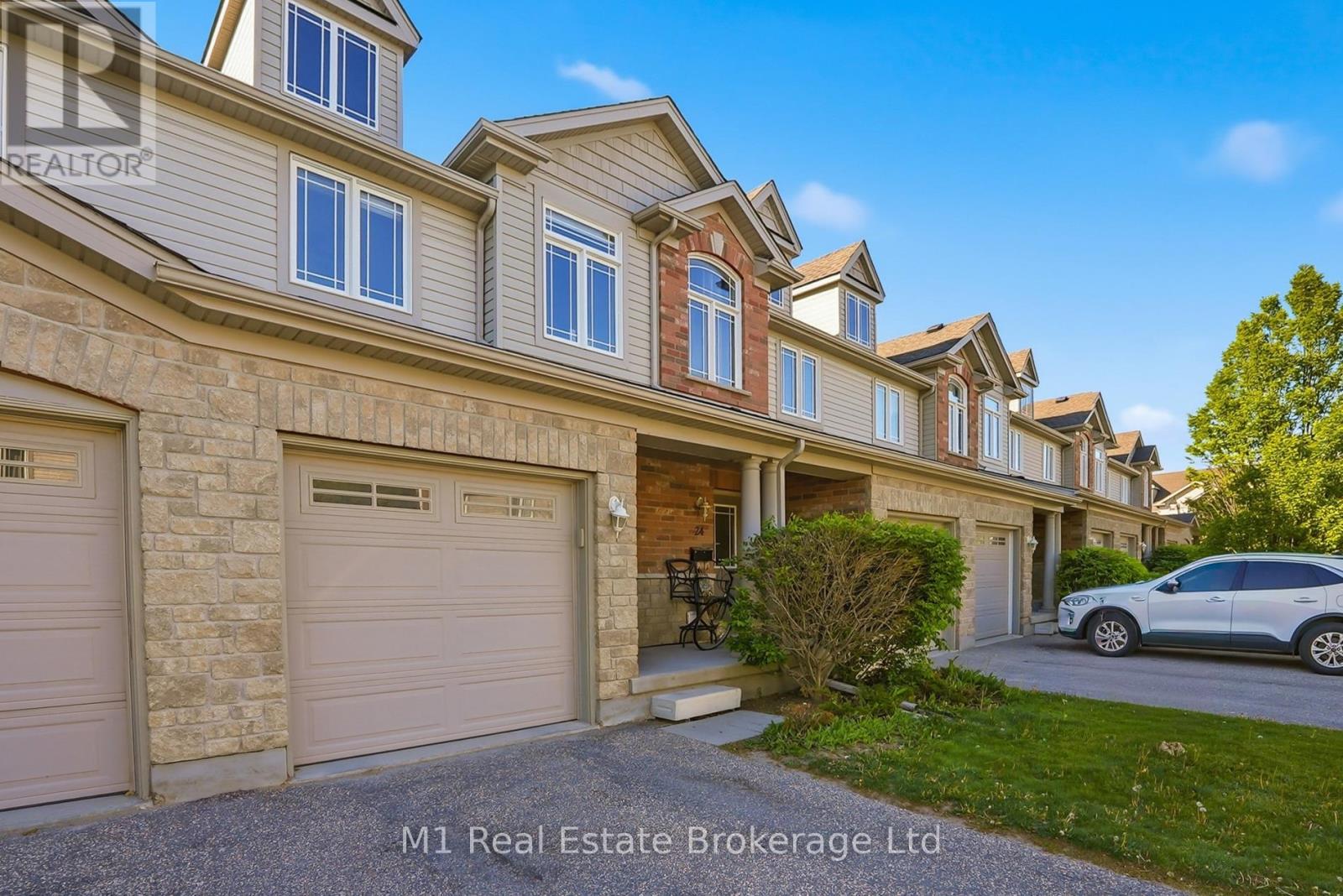 22 Lambeth Way, Guelph, Ontario  N1L 0H1 - Photo 3 - X13217734