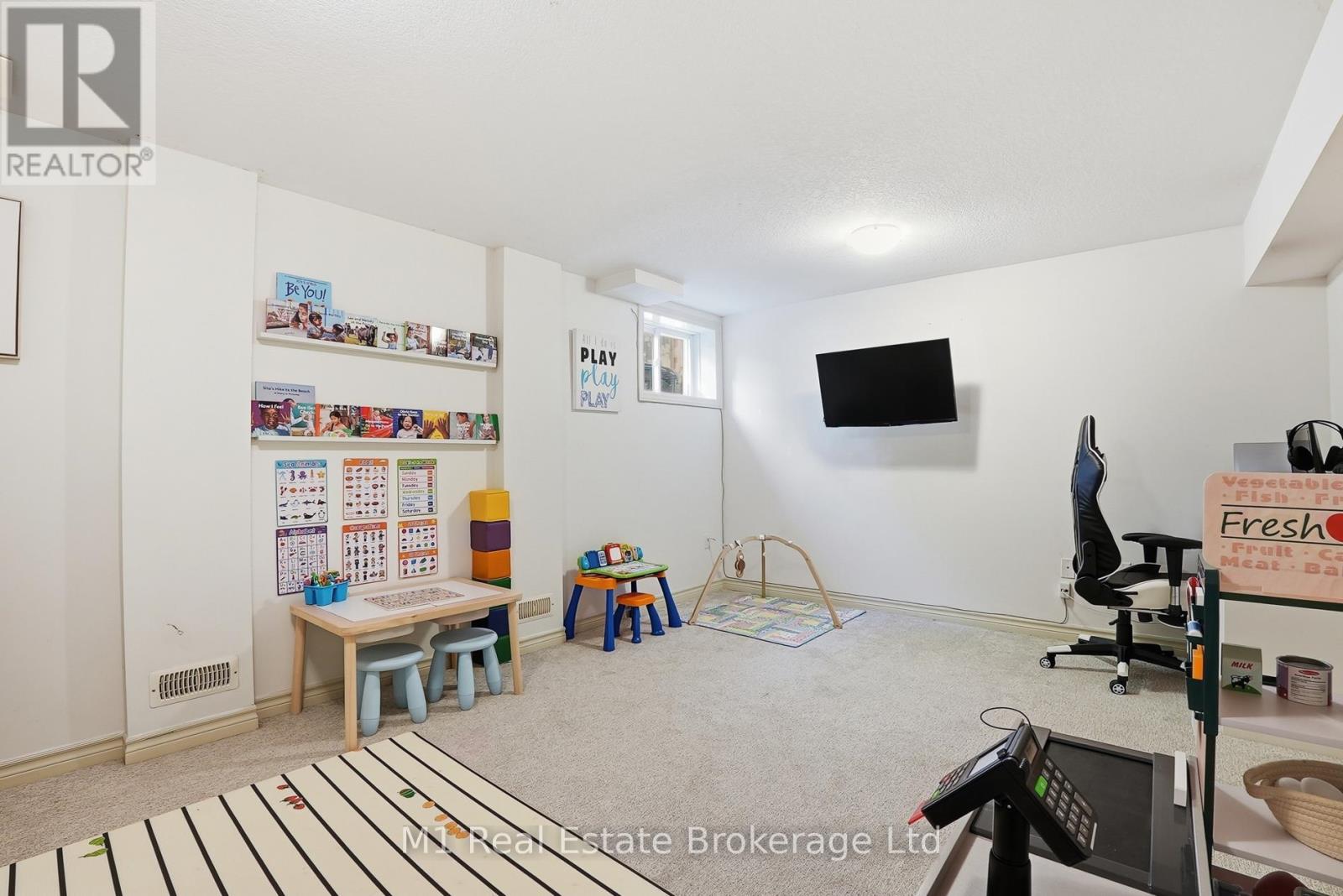 22 Lambeth Way, Guelph, Ontario  N1L 0H1 - Photo 31 - X13217734