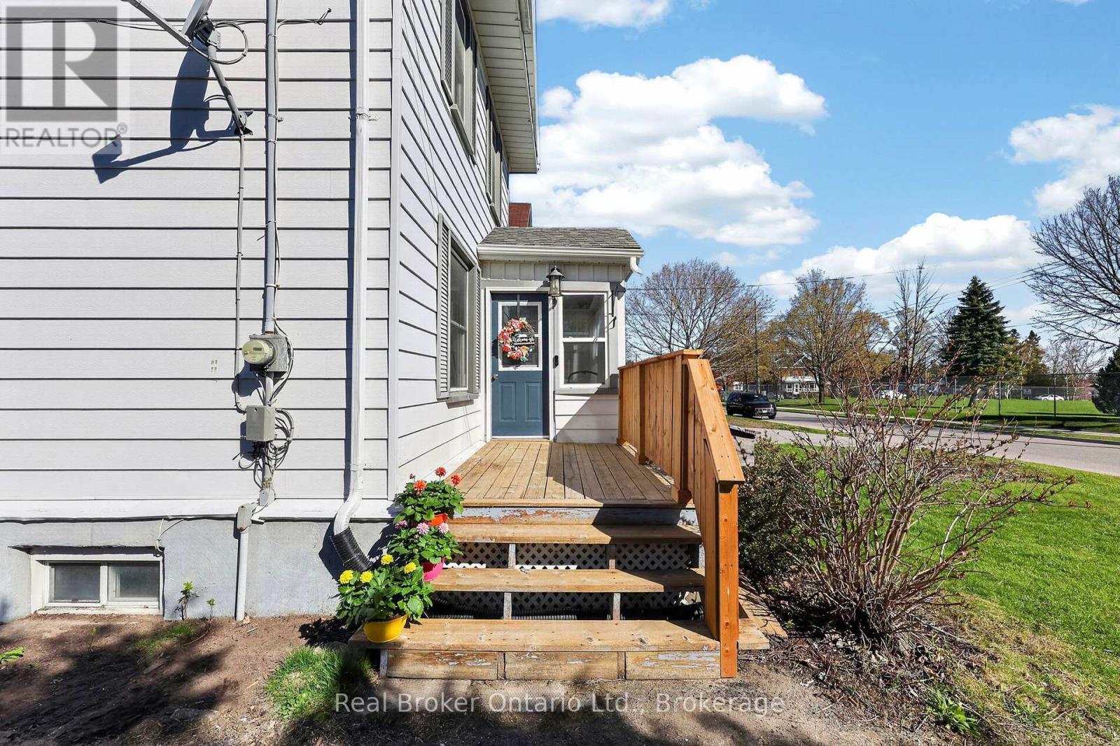 438 Russell Street, Midland, Ontario  L4R 3A9 - Photo 3 - S13217862