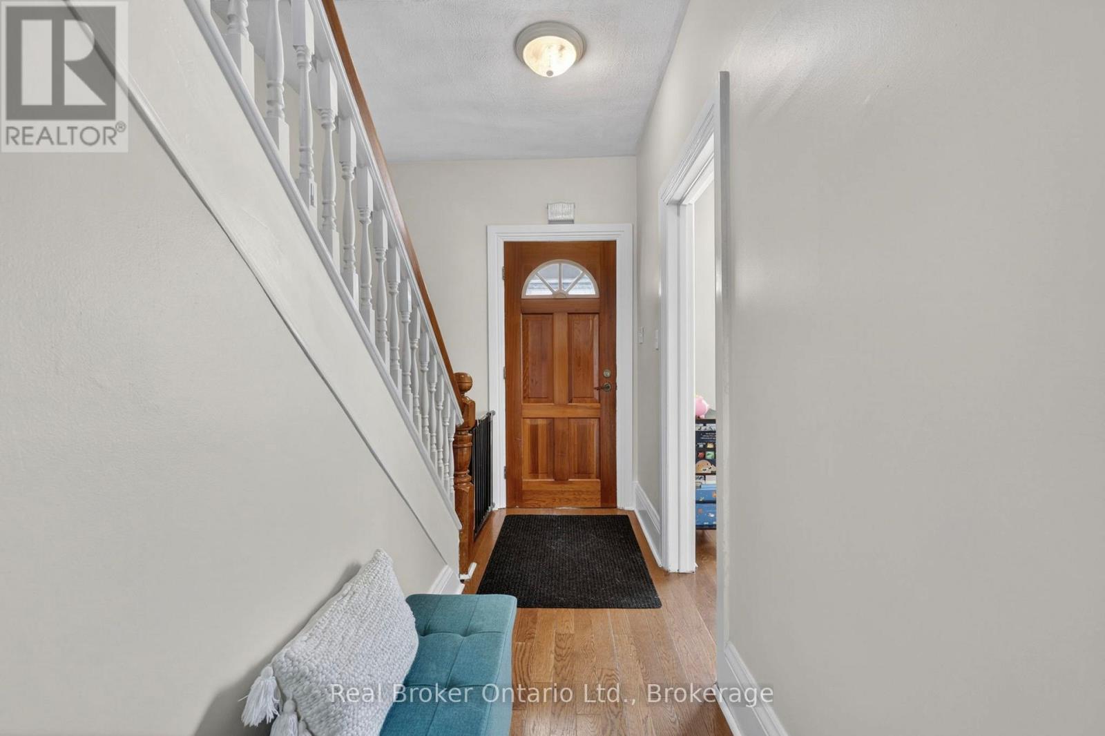 438 Russell Street, Midland, Ontario  L4R 3A9 - Photo 4 - S13217862