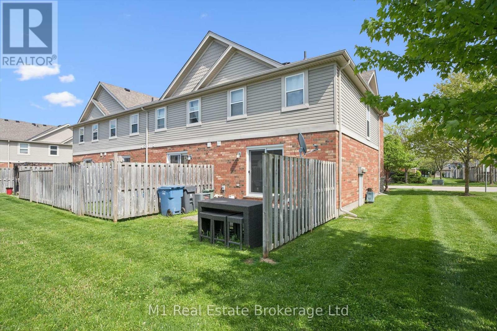 27 - 124 Gosling Gardens, Guelph, Ontario  N1G 5K6 - Photo 33 - X13217944