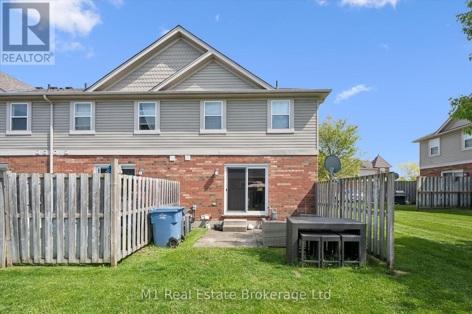27 - 124 Gosling Gardens, Guelph, Ontario  N1G 5K6 - Photo 34 - X13217944