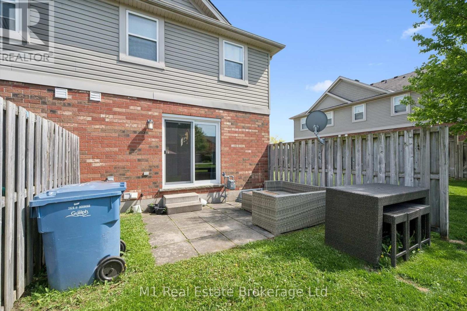 27 - 124 Gosling Gardens, Guelph, Ontario  N1G 5K6 - Photo 35 - X13217944